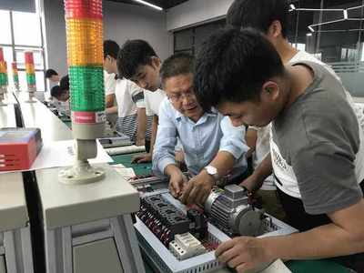 工業機器人培訓費用 多少才算合理？——培訓服務機構視角分析
